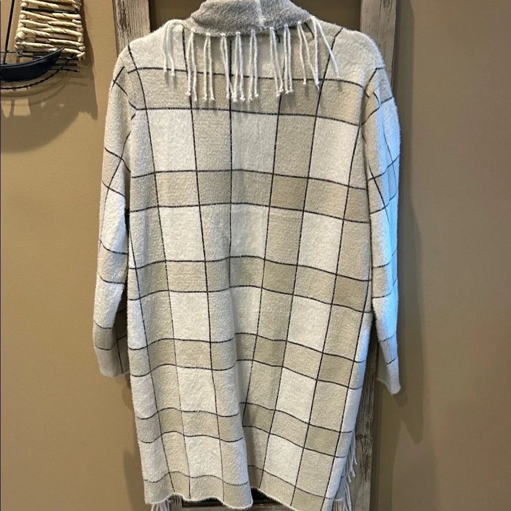 Lysse Cardigan Sweater - Picture 4 of 5